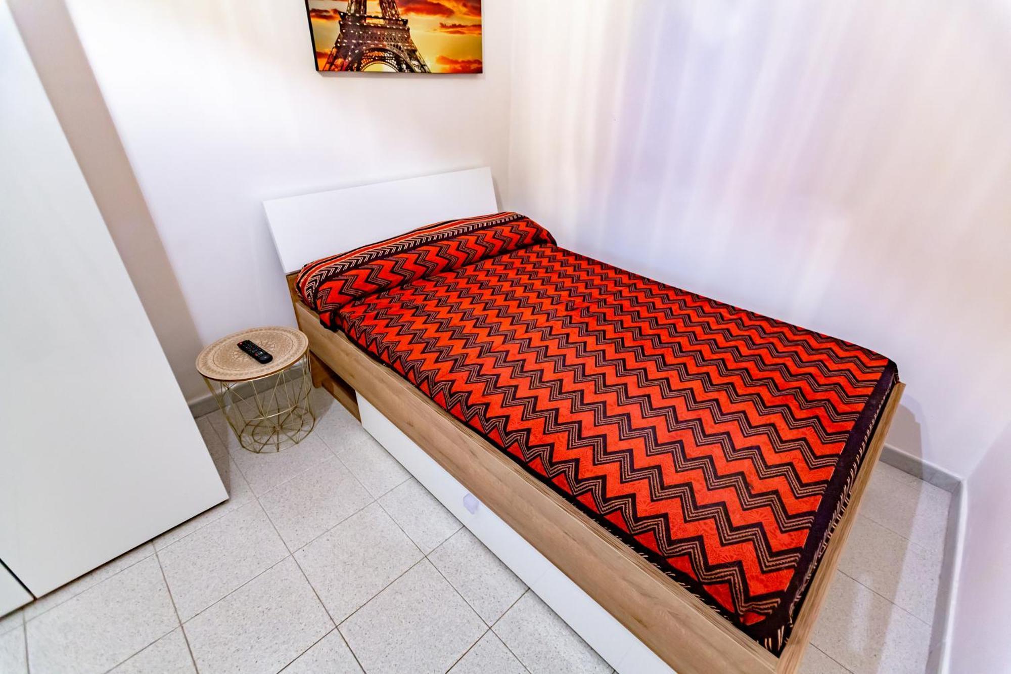 Antonella Home B&B Bari Habitación foto